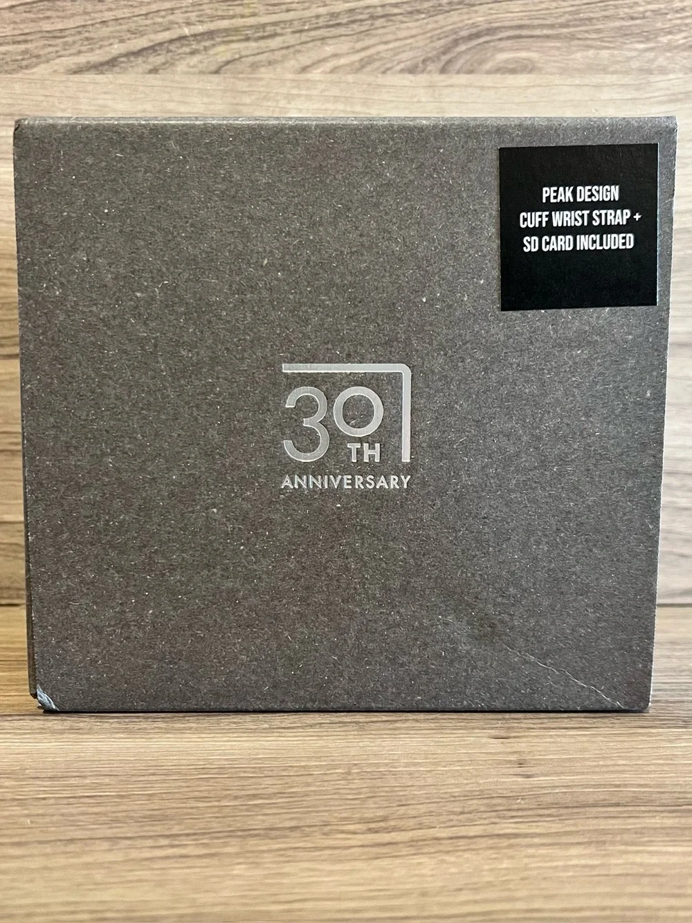 Canon PowerShot G7 X Mark III - 30th Anniversary Limited Edition Kit (Graphite)